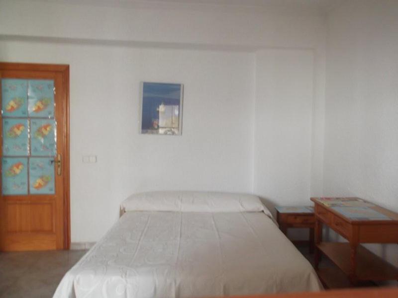 Hotel Casa De Huespedes El Almendro Ibiza città Camera foto